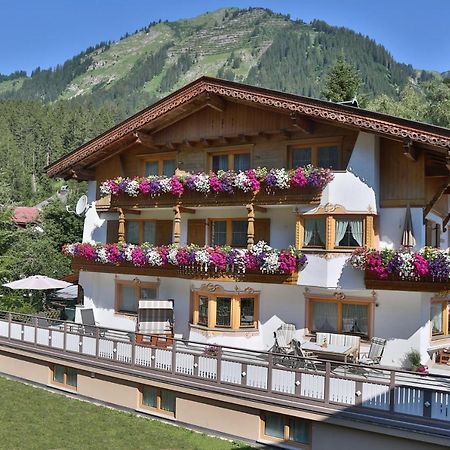 Landhaus Marion Hotel Holzgau Eksteriør billede