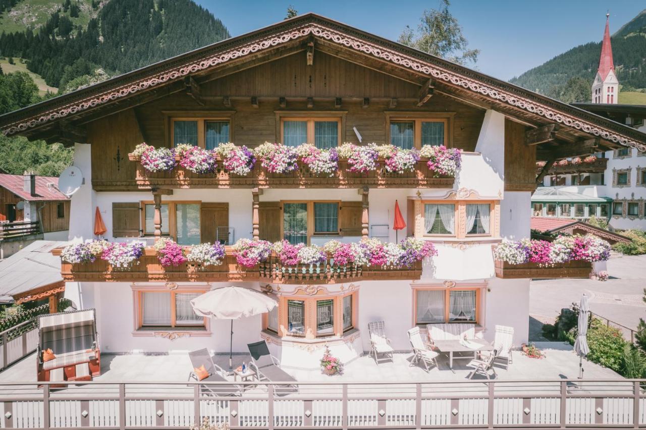 Landhaus Marion Hotel Holzgau Eksteriør billede